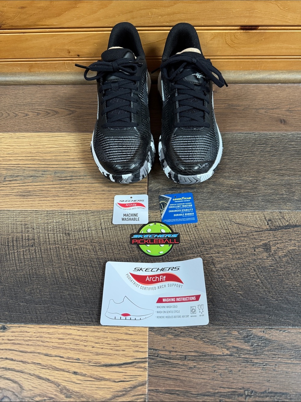 Skechers Black and White Arch Fit Knit Athletic Sneakers Viper 2.0 Court